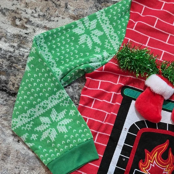 Dec 25th Mens Onesie Lightup Firepace - Picture 4 of 12